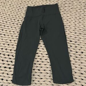 Lululemon crop